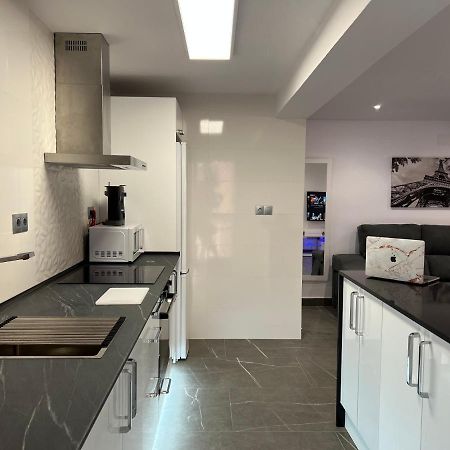 Apartamento Espacioso De Diseno A 3 Min Renfe. Kordoba Bagian luar foto