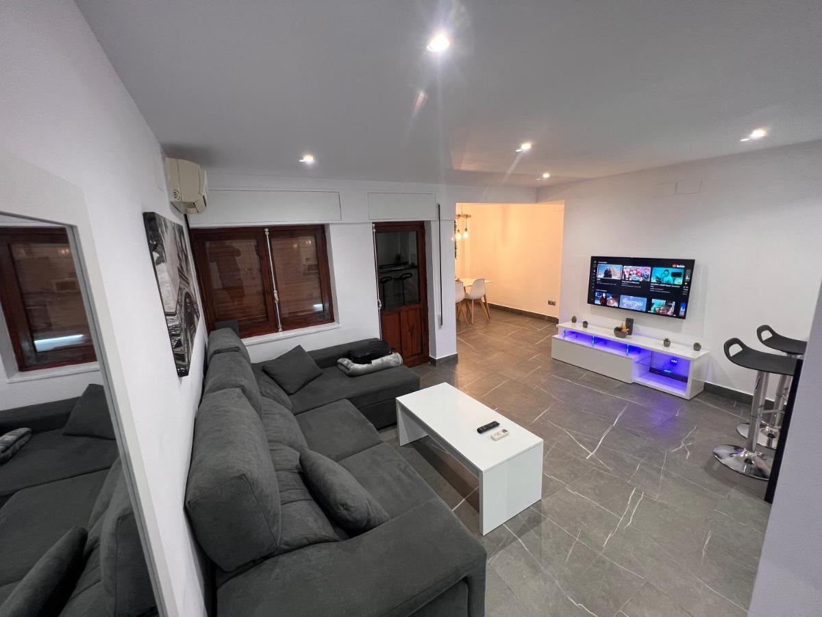 Apartamento Espacioso De Diseno A 3 Min Renfe. Kordoba Bagian luar foto