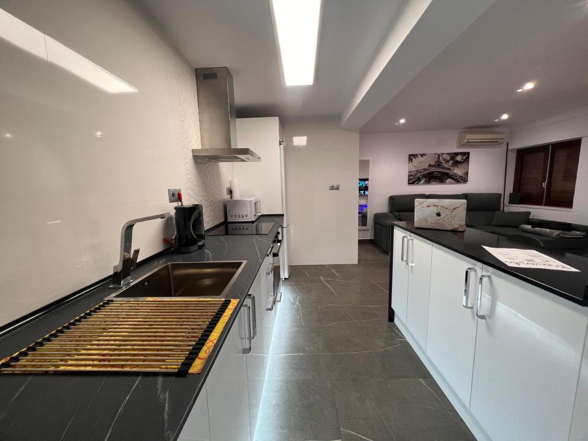 Apartamento Espacioso De Diseno A 3 Min Renfe. Kordoba Bagian luar foto